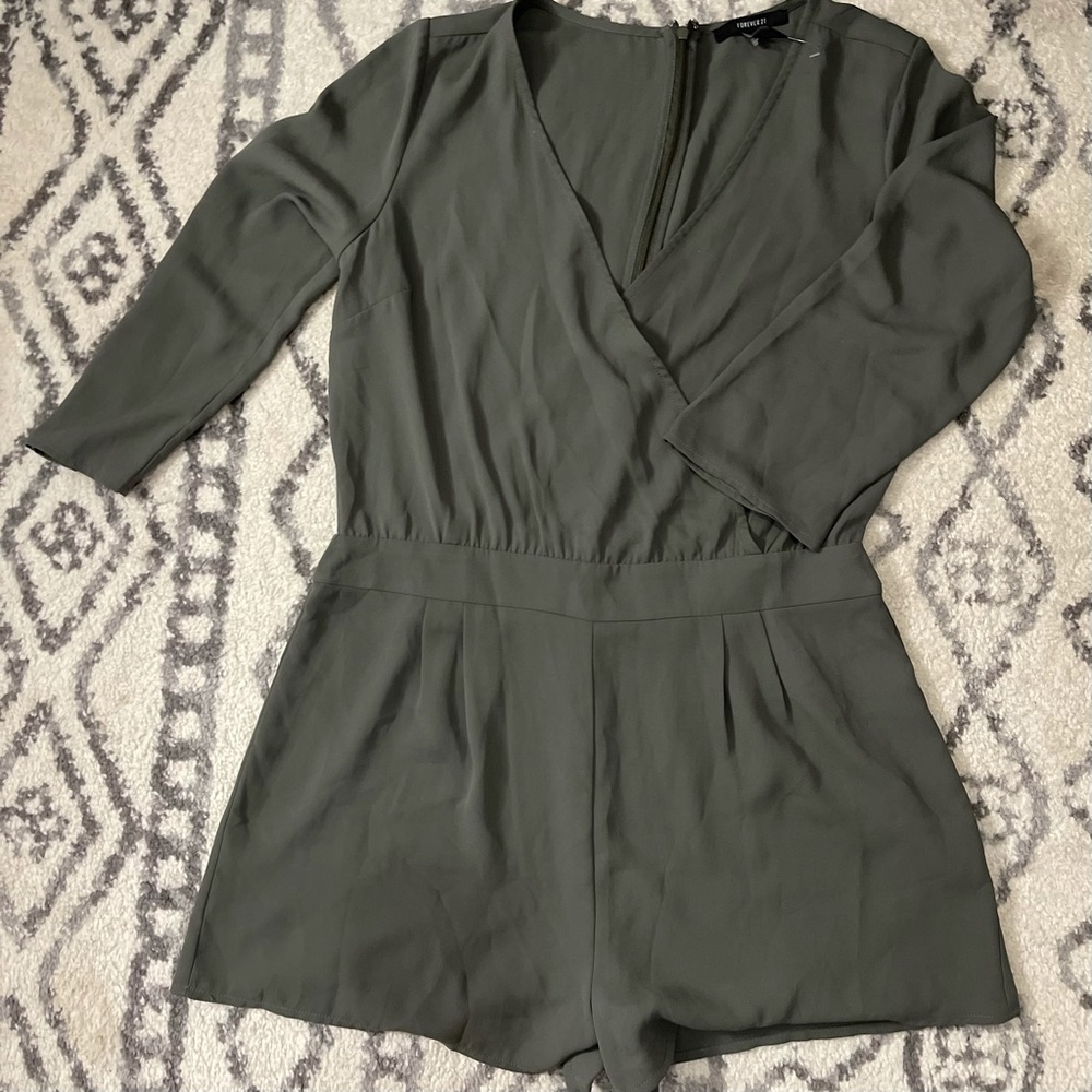 Forever 21 romper